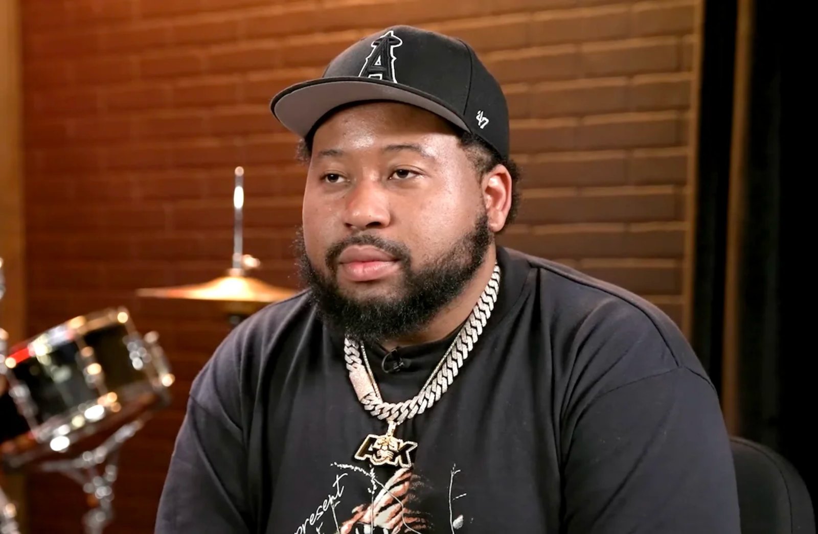 Akademiks Calls Out Former NBA Star Danny Green for Alleged DM Slide on "The Facto Show"